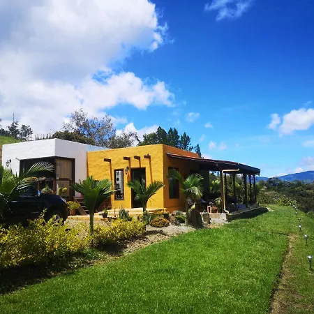 Casaorigen By Casa Brusellas Guatape